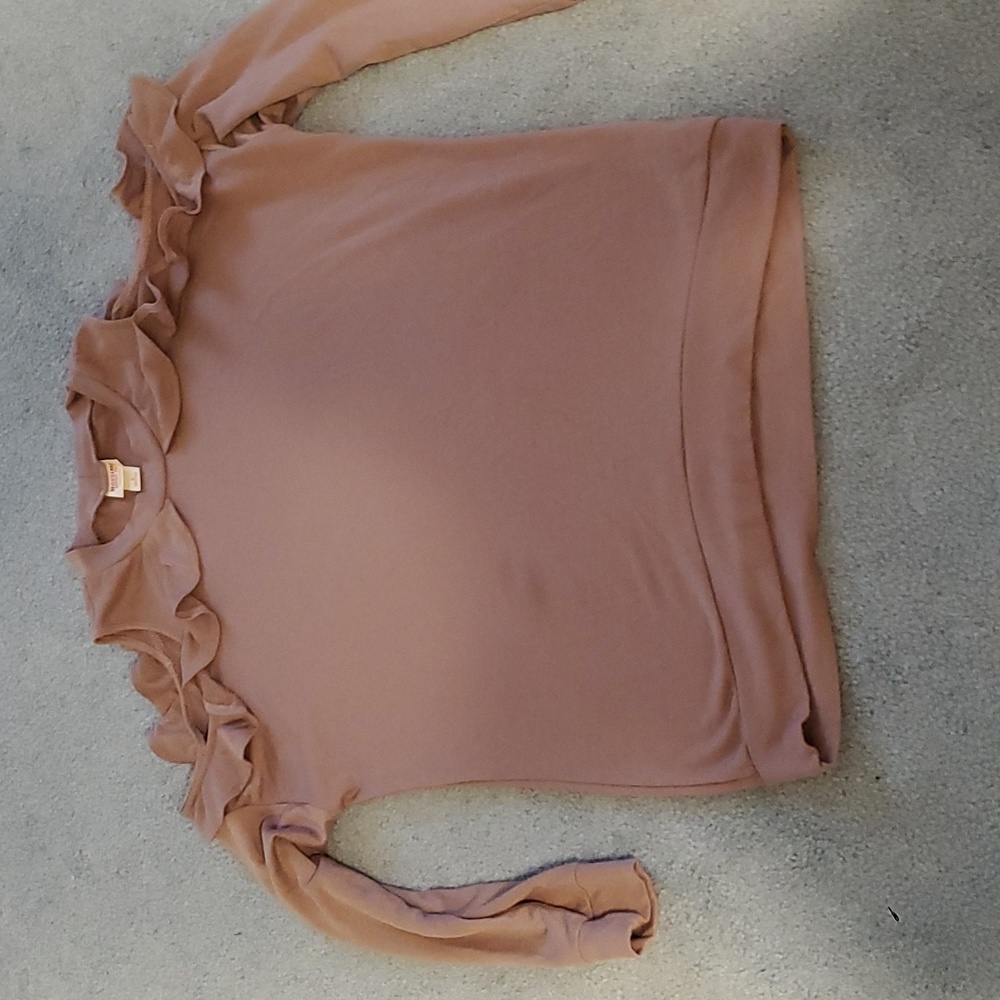 Cold shoulder ruffle top
